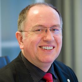 Superintendent Dr. Bertold Höcker Superintendent Dr. Bertold Höcker