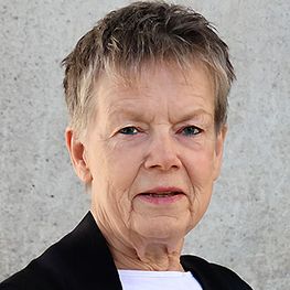 Dr. Britta Martini